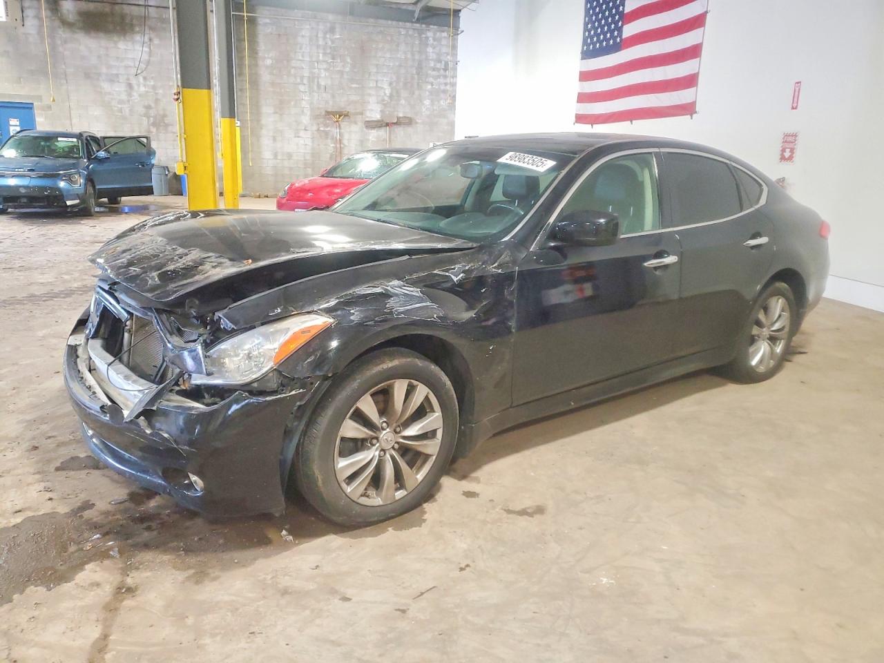2013 Infiniti M37