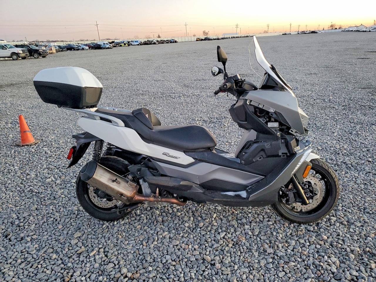 2023 BMW C