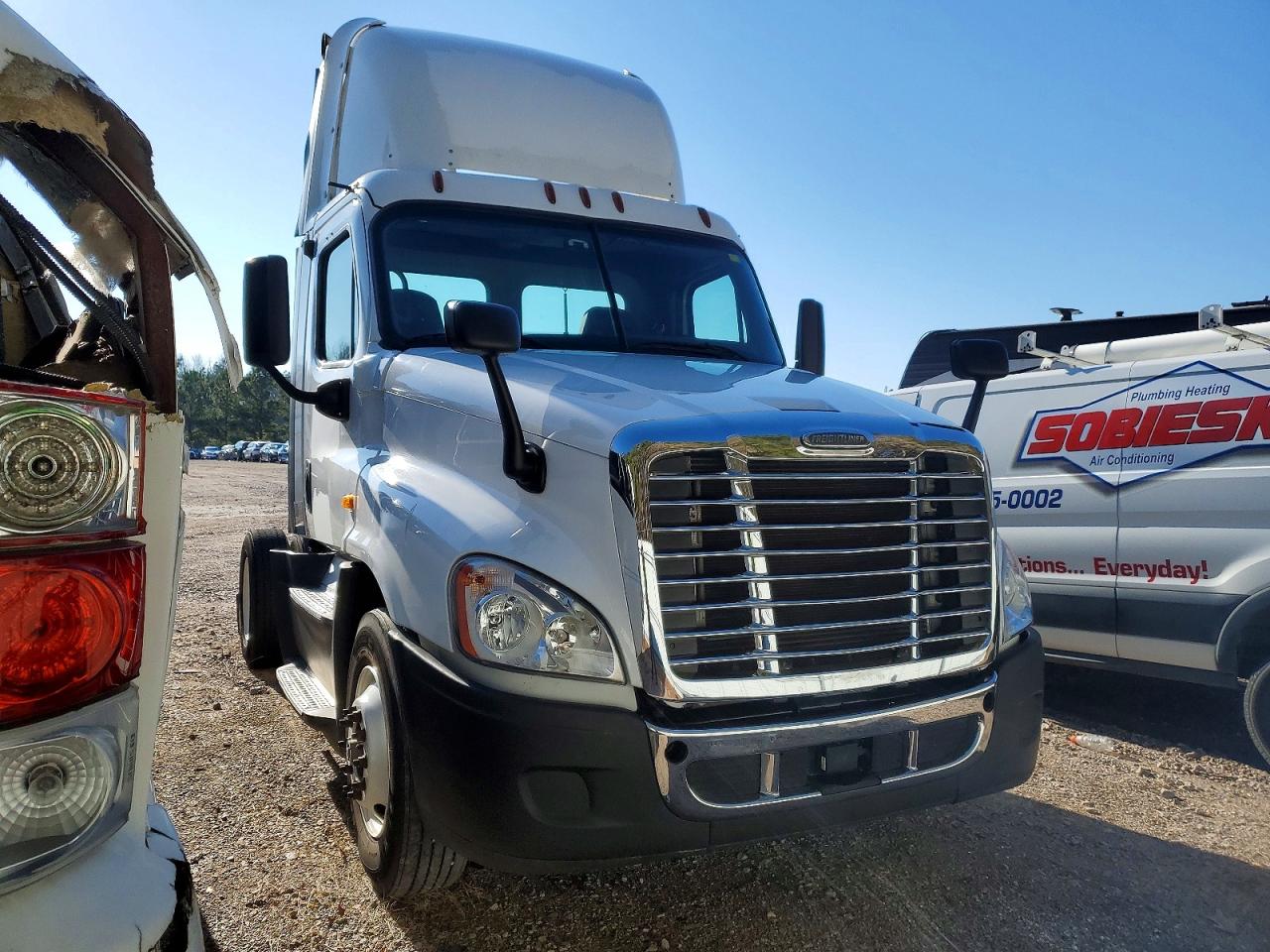 2016 Freightliner Cascadia 125