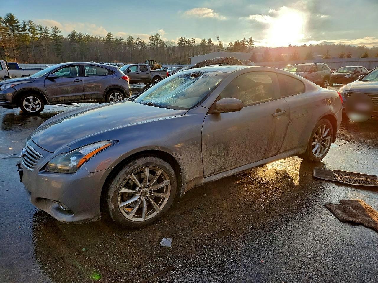 2011 Infiniti G37