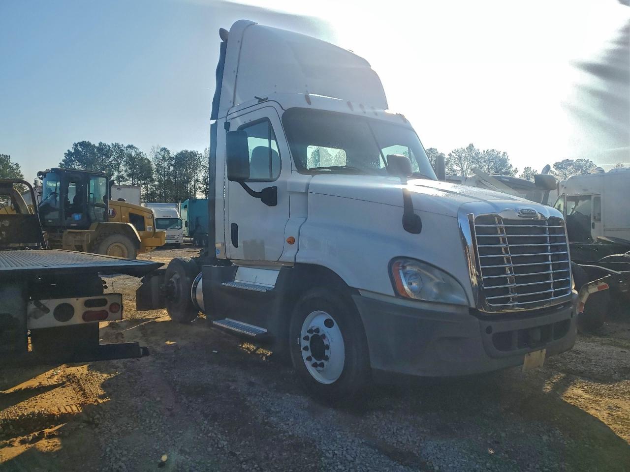 2016 Freightliner Cascadia 125