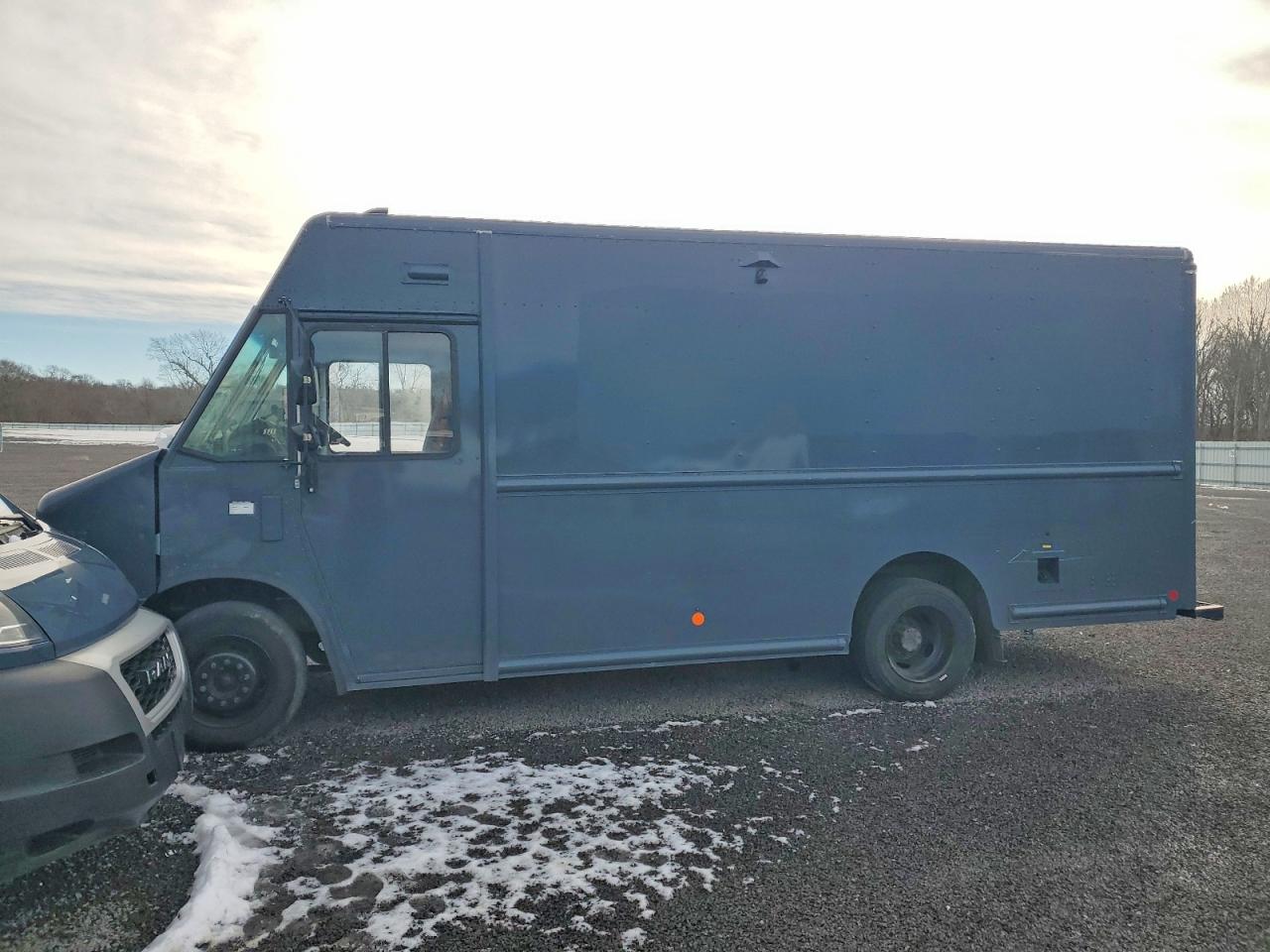 2021 Ford F59