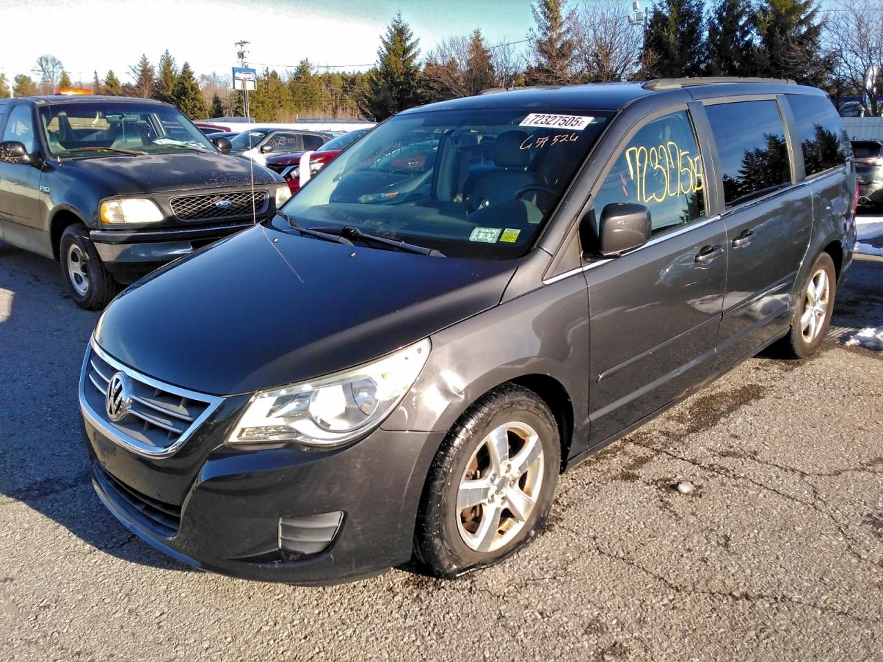 2011 Volkswagen Routan
