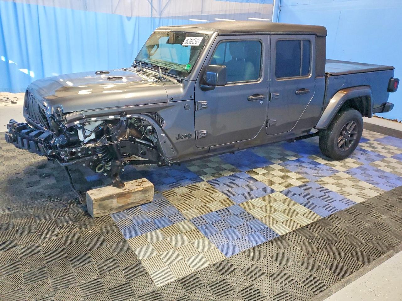 2024 Jeep Gladiator