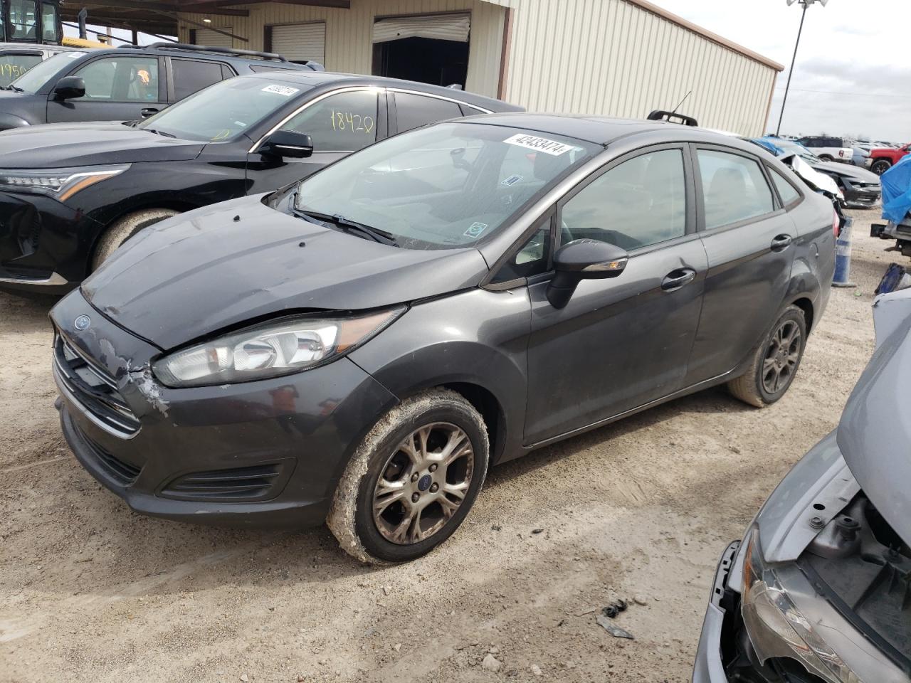 2016 Ford Fiesta se SE
