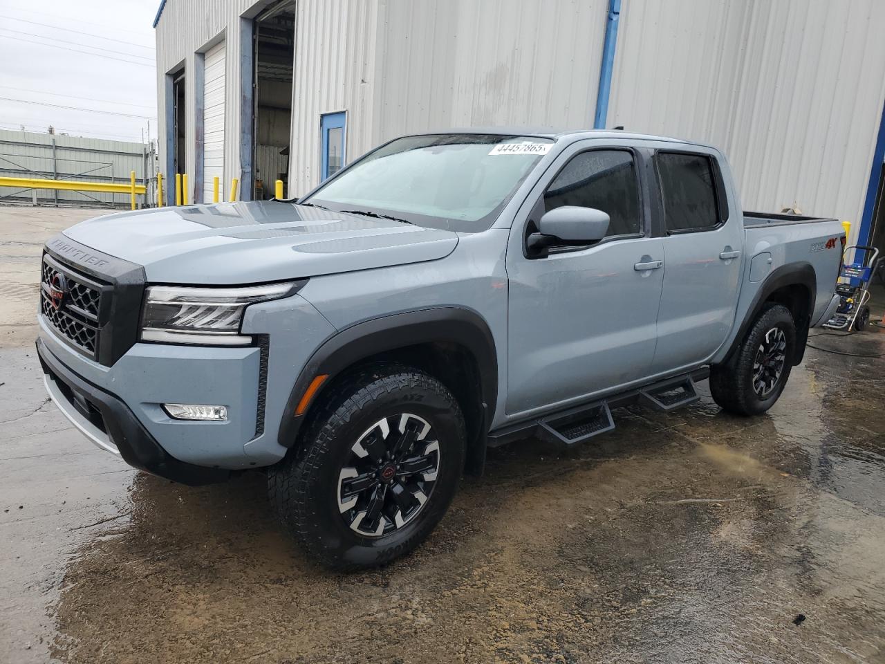 2024 Nissan Frontier s S