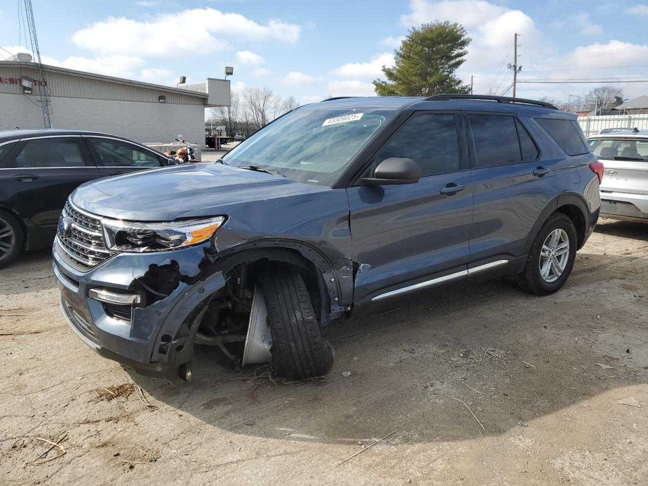 2021 Ford Explorer x XLT