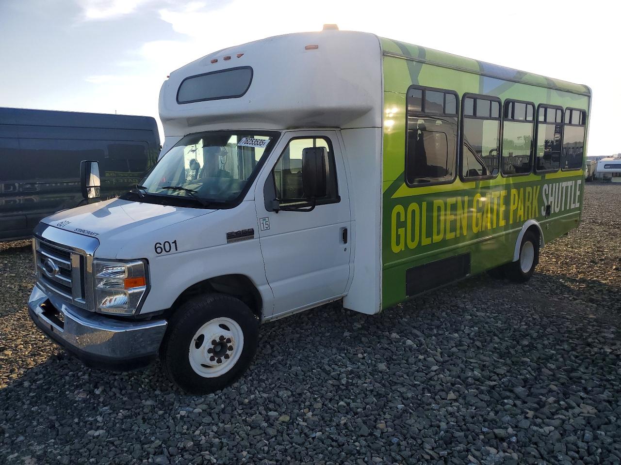 2014 Ford E-450