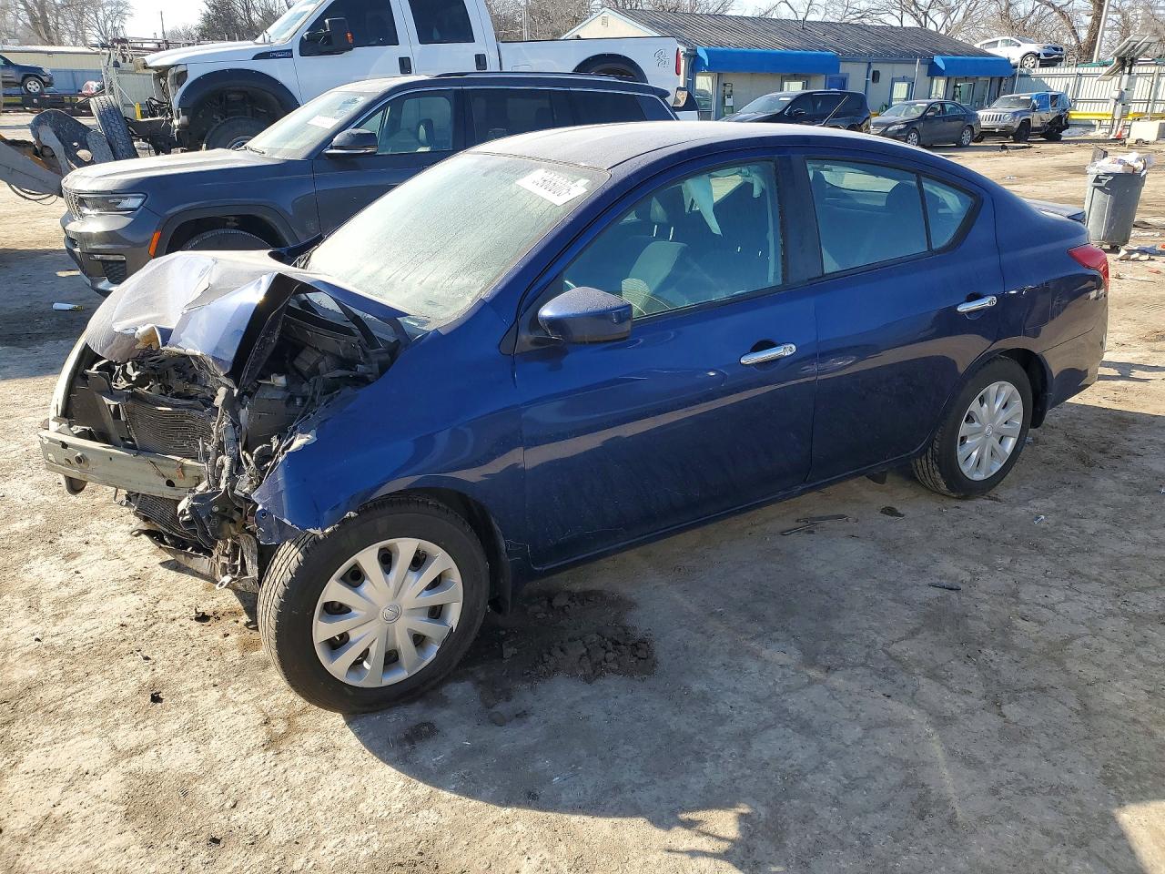 2019 Nissan Versa