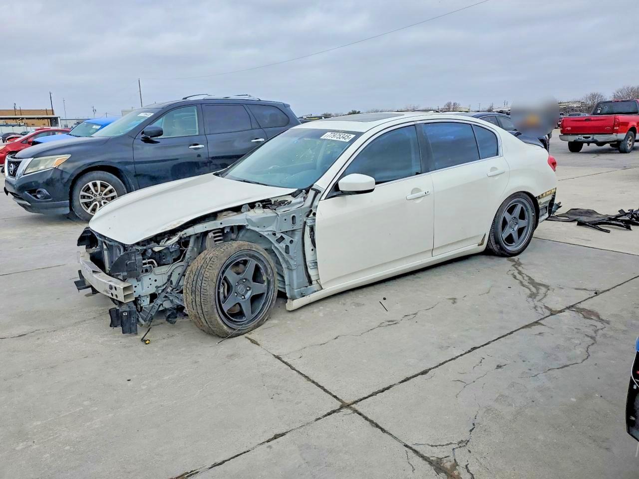 2013 Infiniti G37