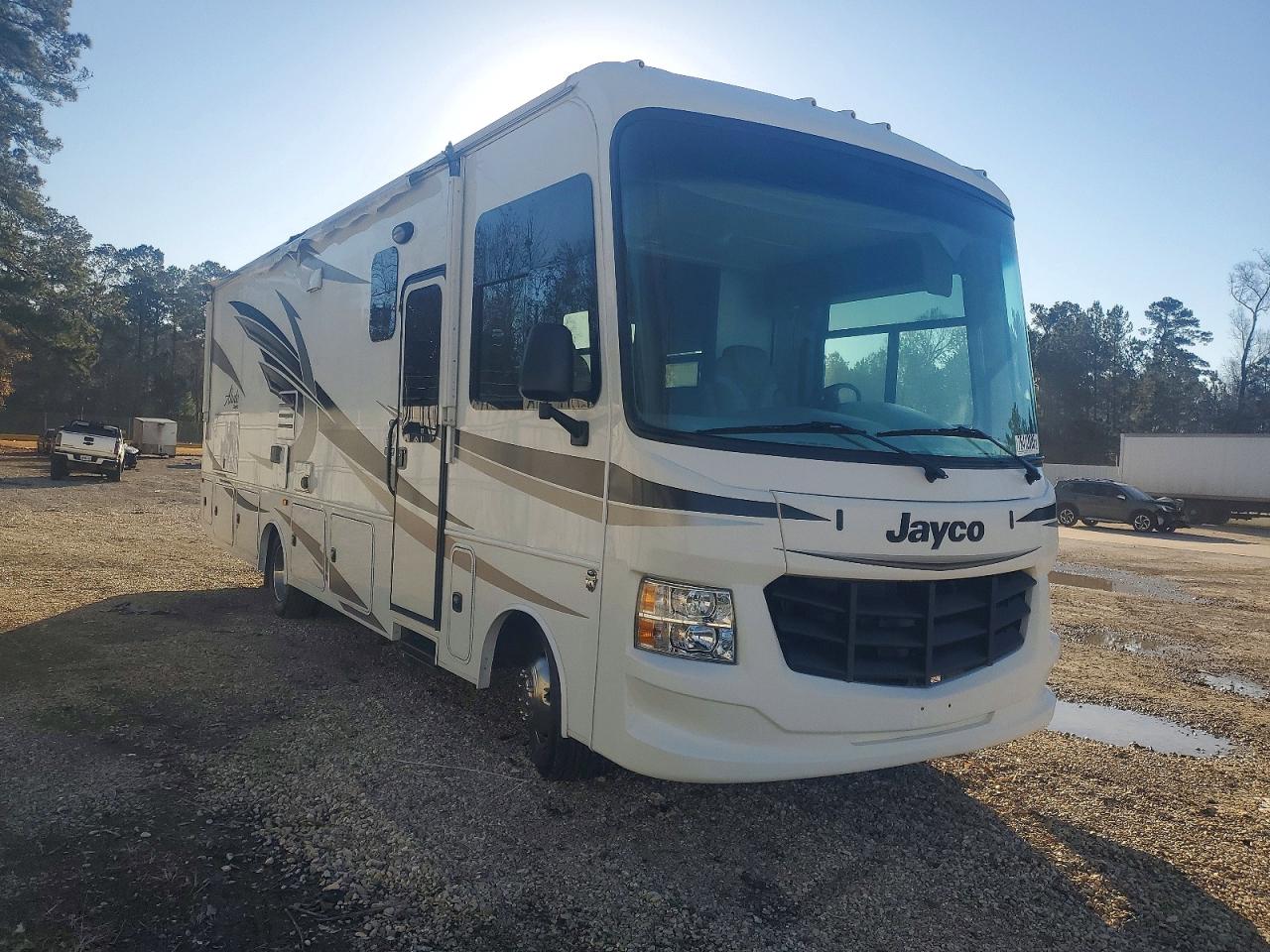 2018 Ford F53