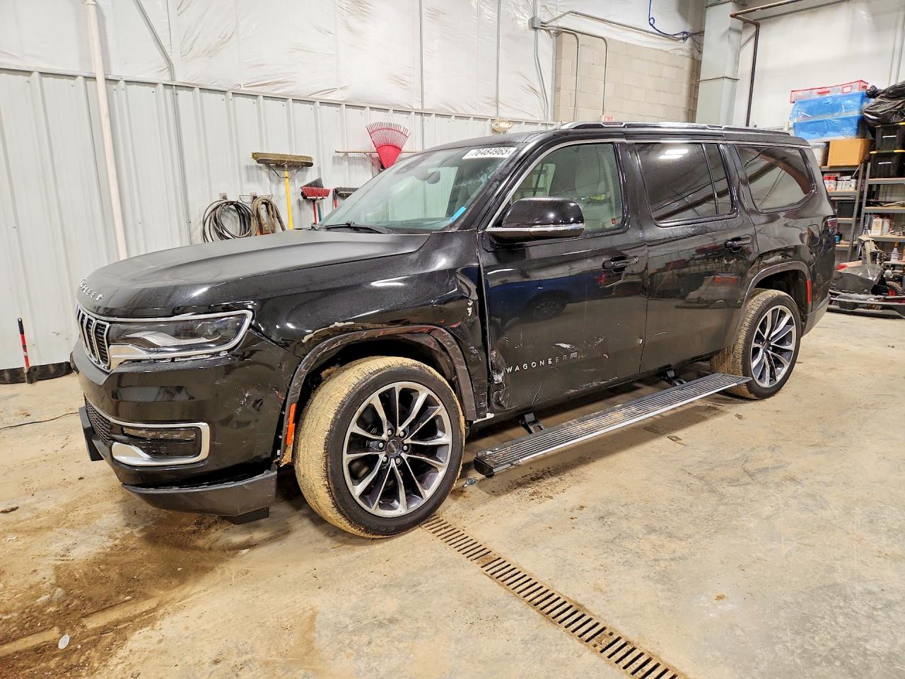 2022 Jeep Wagoneer