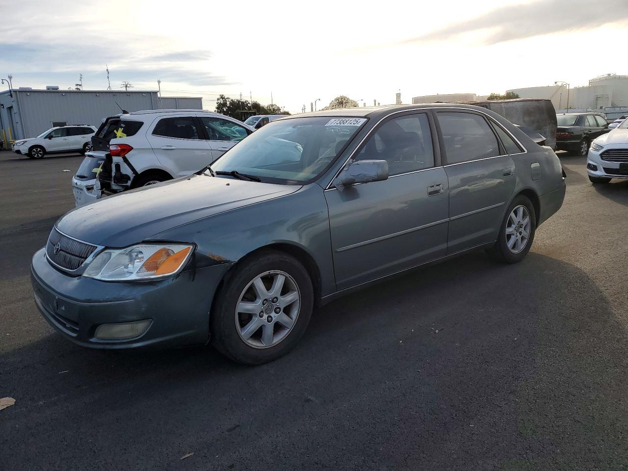 2000 Toyota Avalon