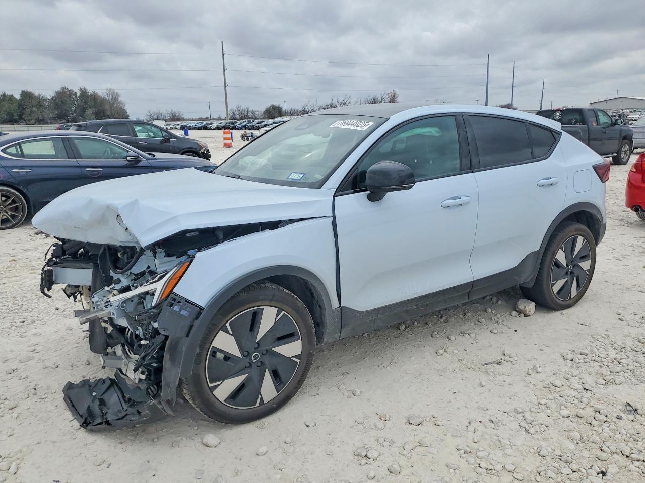 2024 Volvo C40