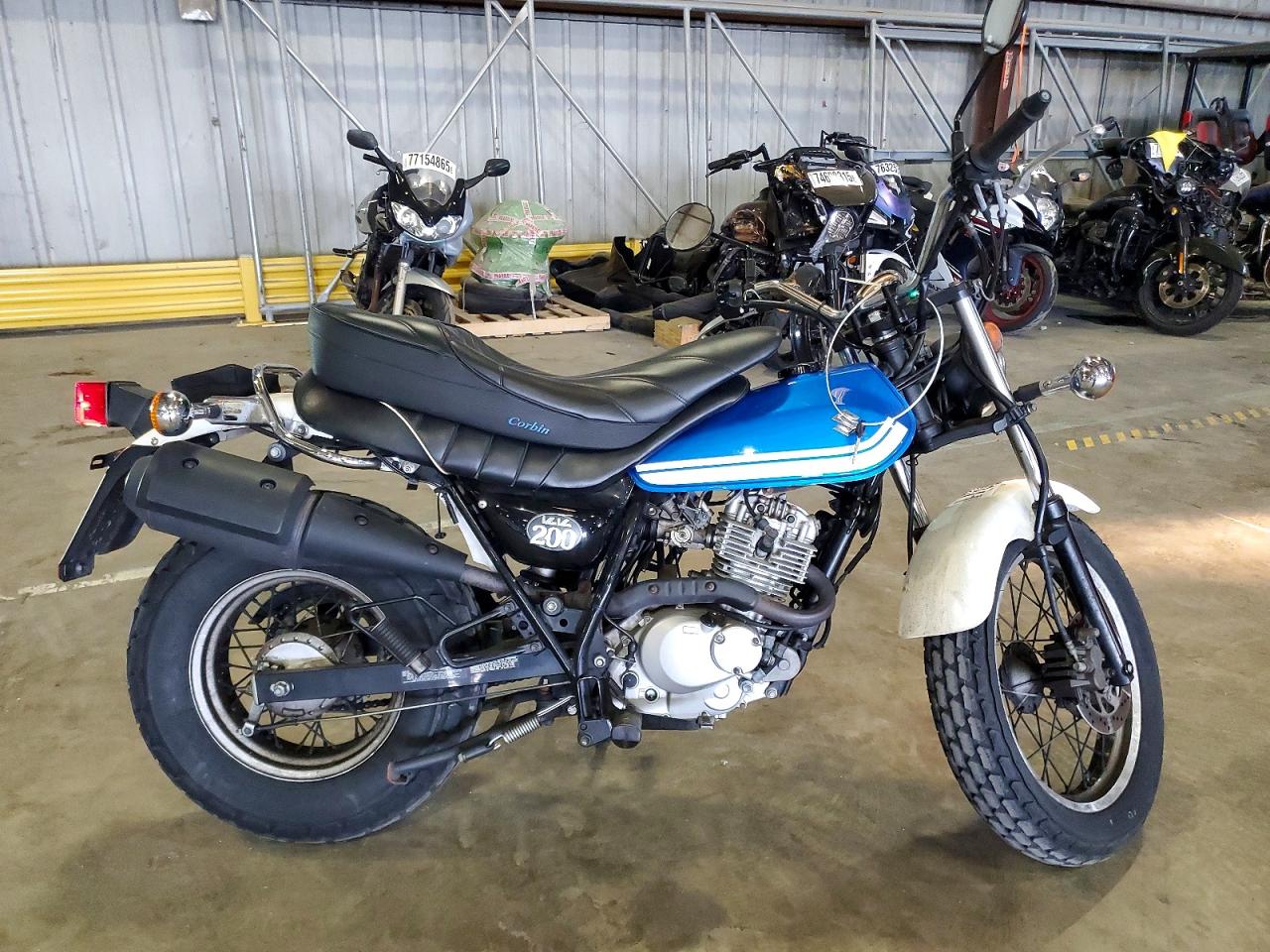 Suzuki Rv200