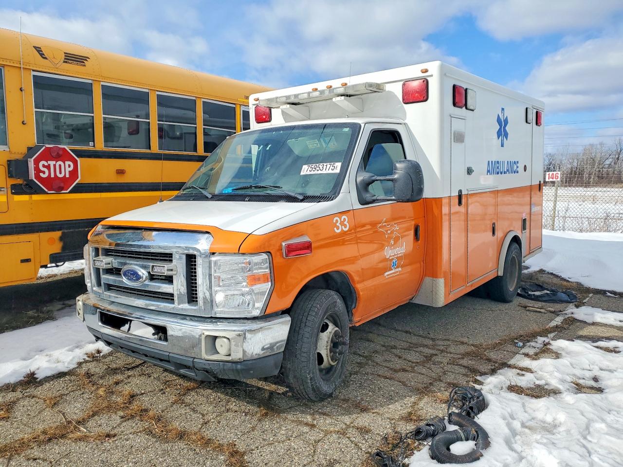2011 Ford E-350