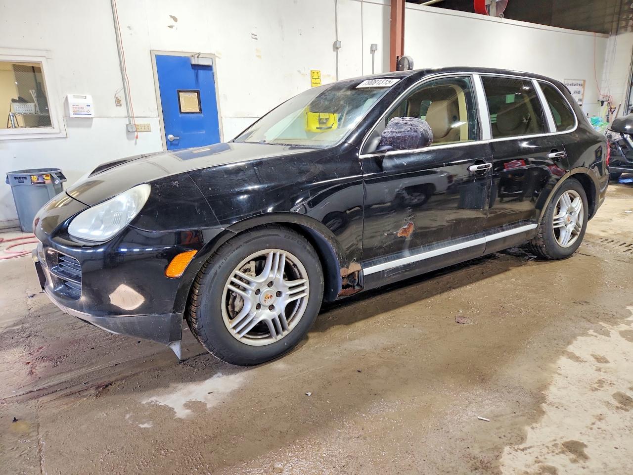 2004 Porsche Cayenne