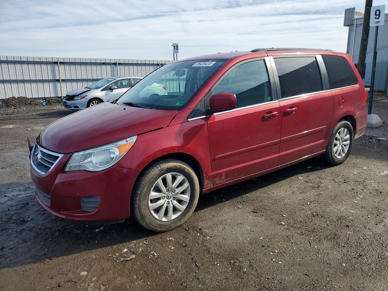2012 Volkswagen Routan
