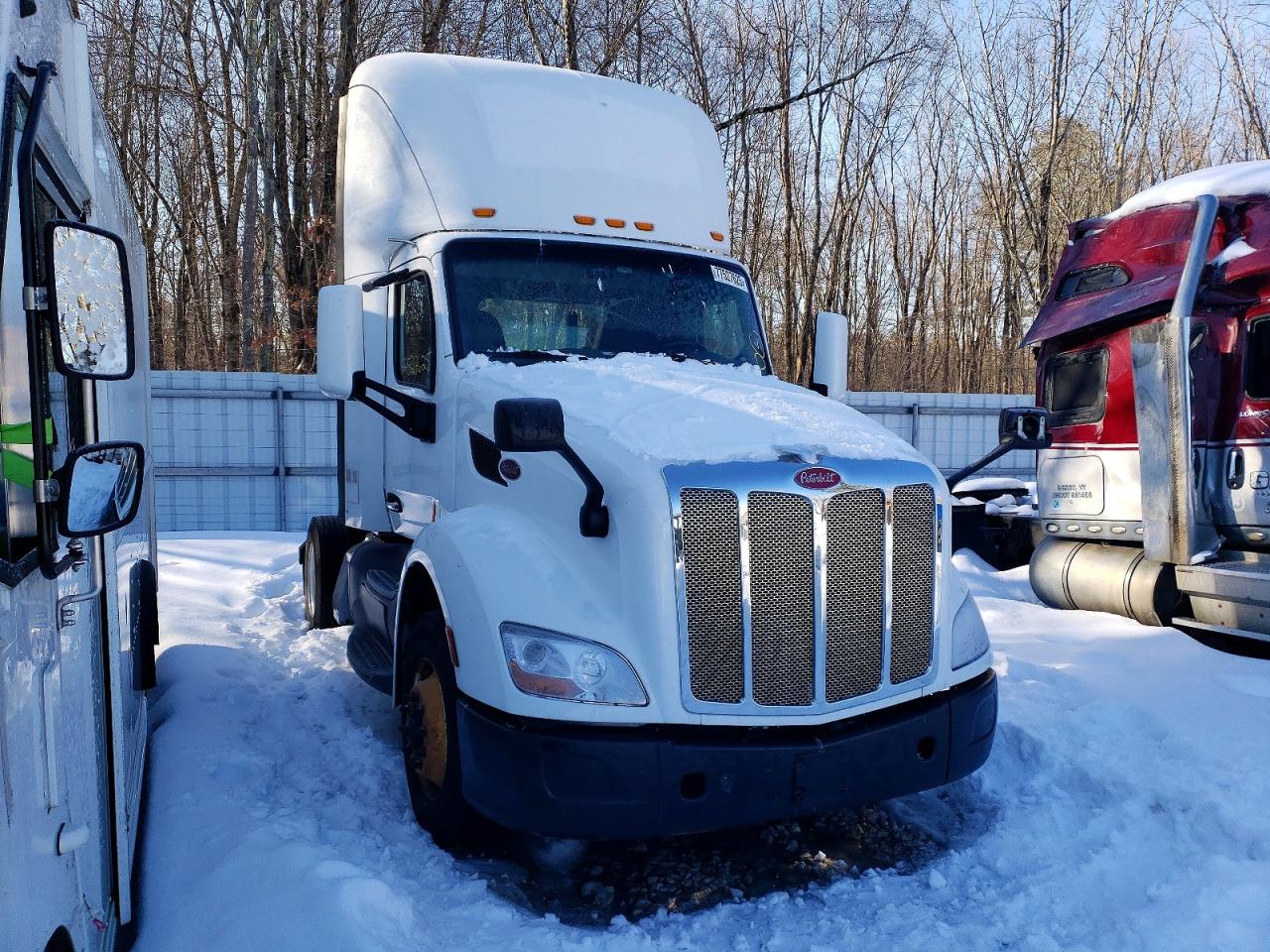 2017 Peterbilt 579