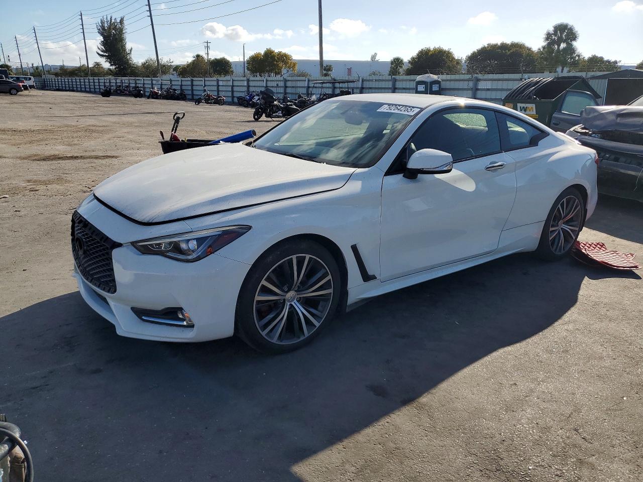 2017 Infiniti Q60