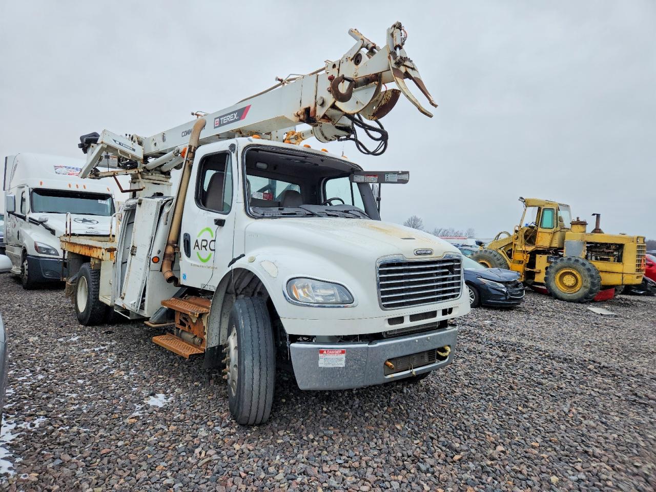 2017 Freightliner M2 106