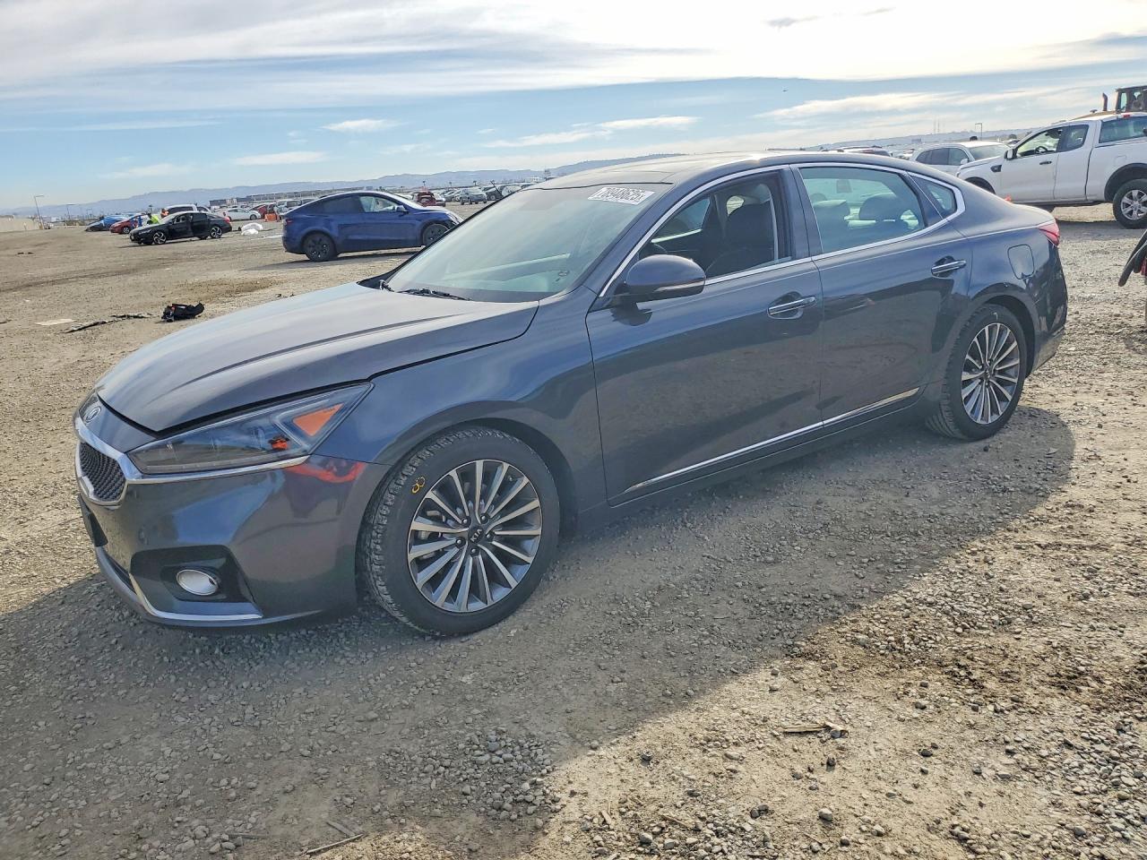 2017 Kia Cadenza