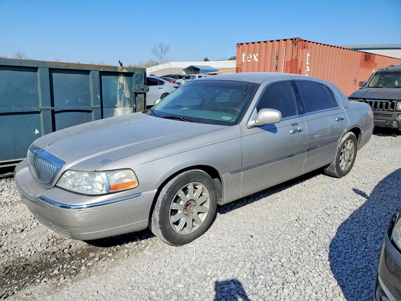 2006 Lincoln Town Car