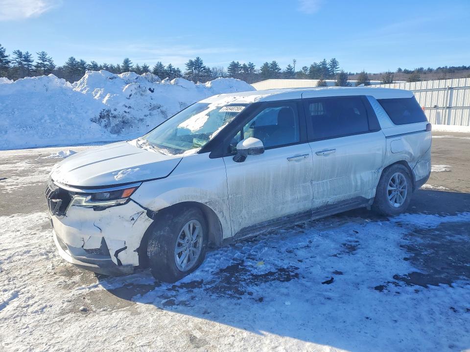 2022 Kia Carnival Lx