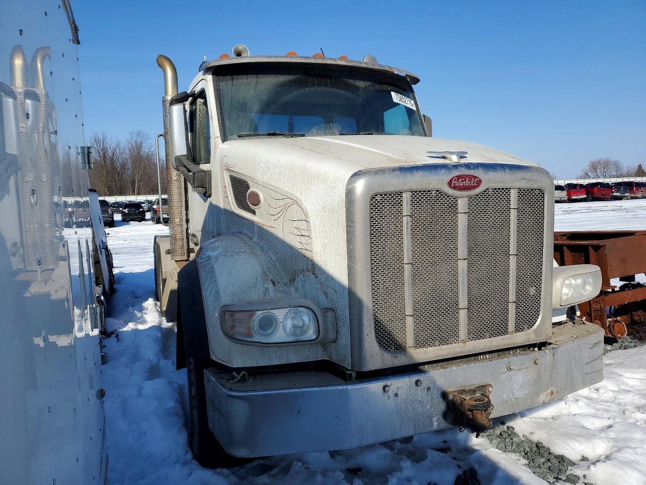 2015 Peterbilt 567