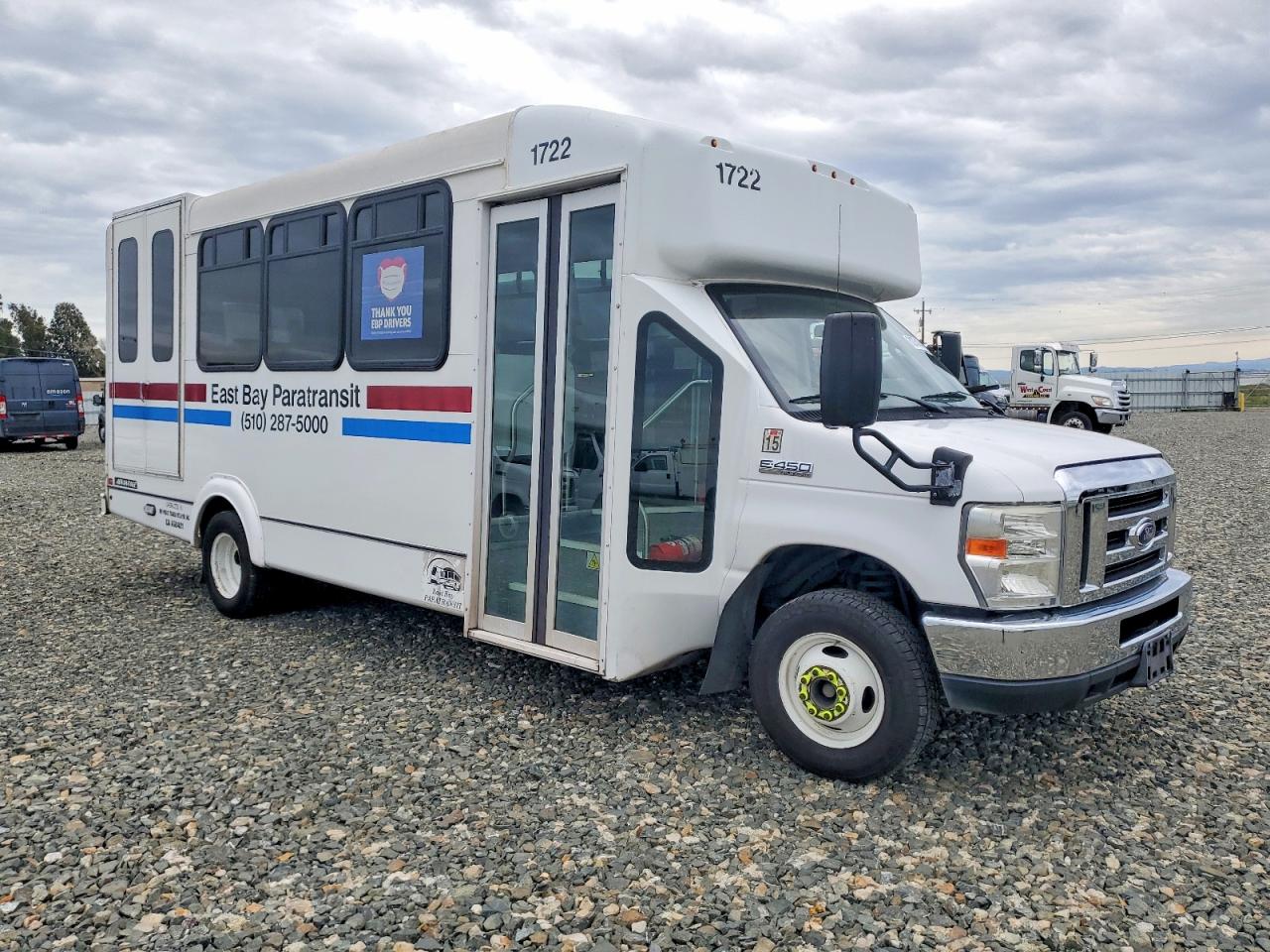 2017 Ford Econoline