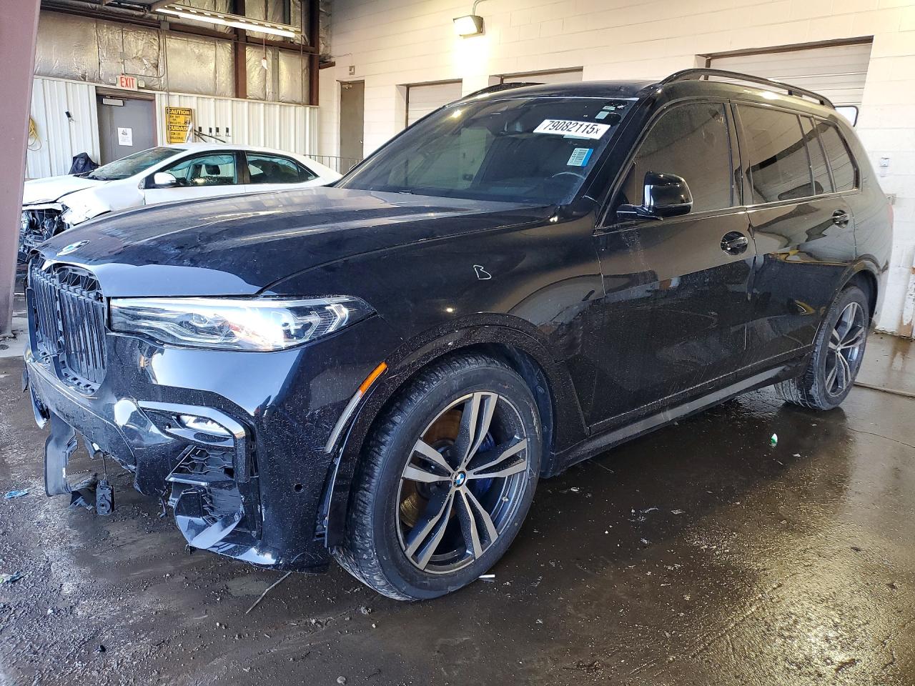 2022 BMW X7