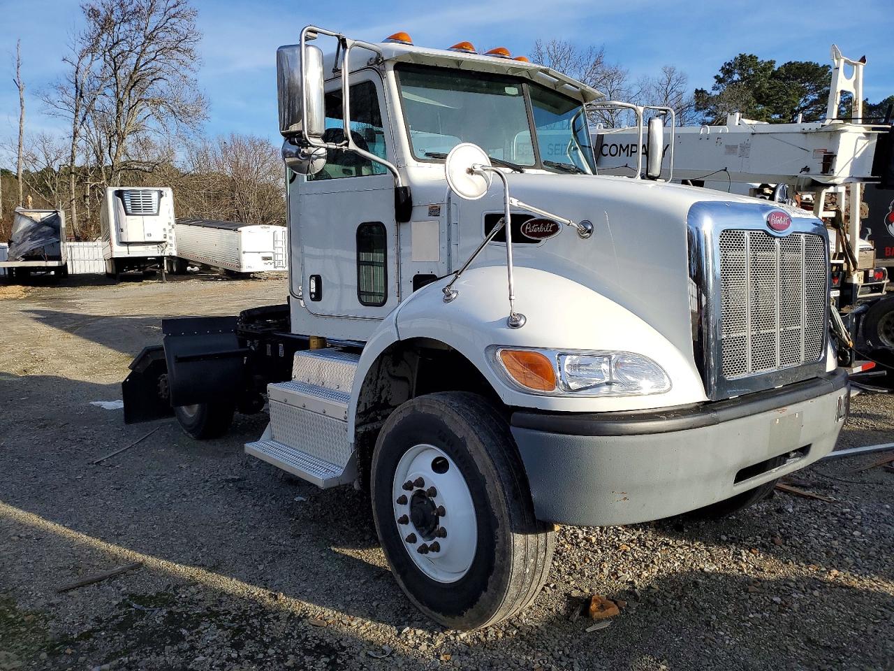 2016 Peterbilt 382