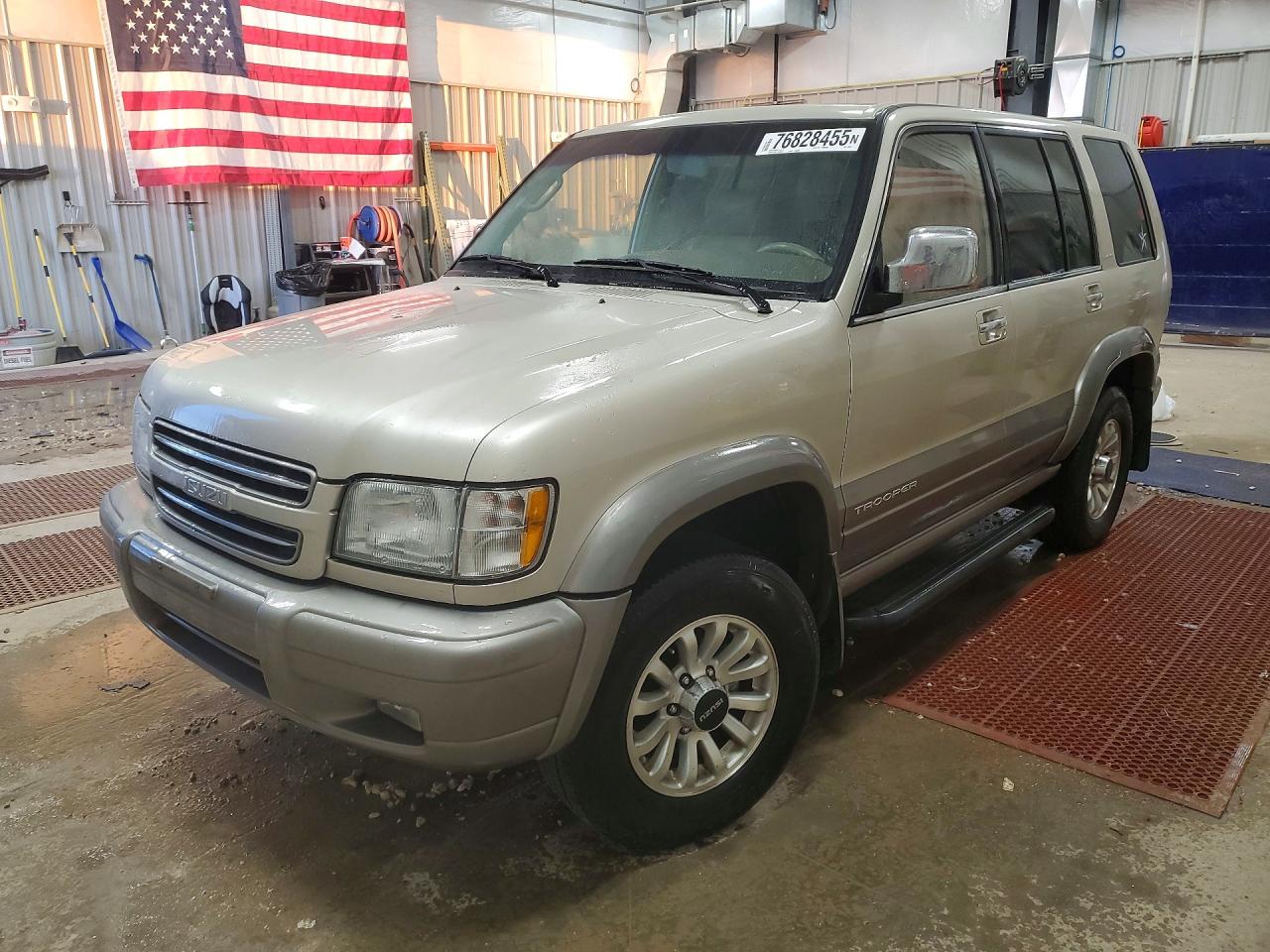 2001 Isuzu Trooper