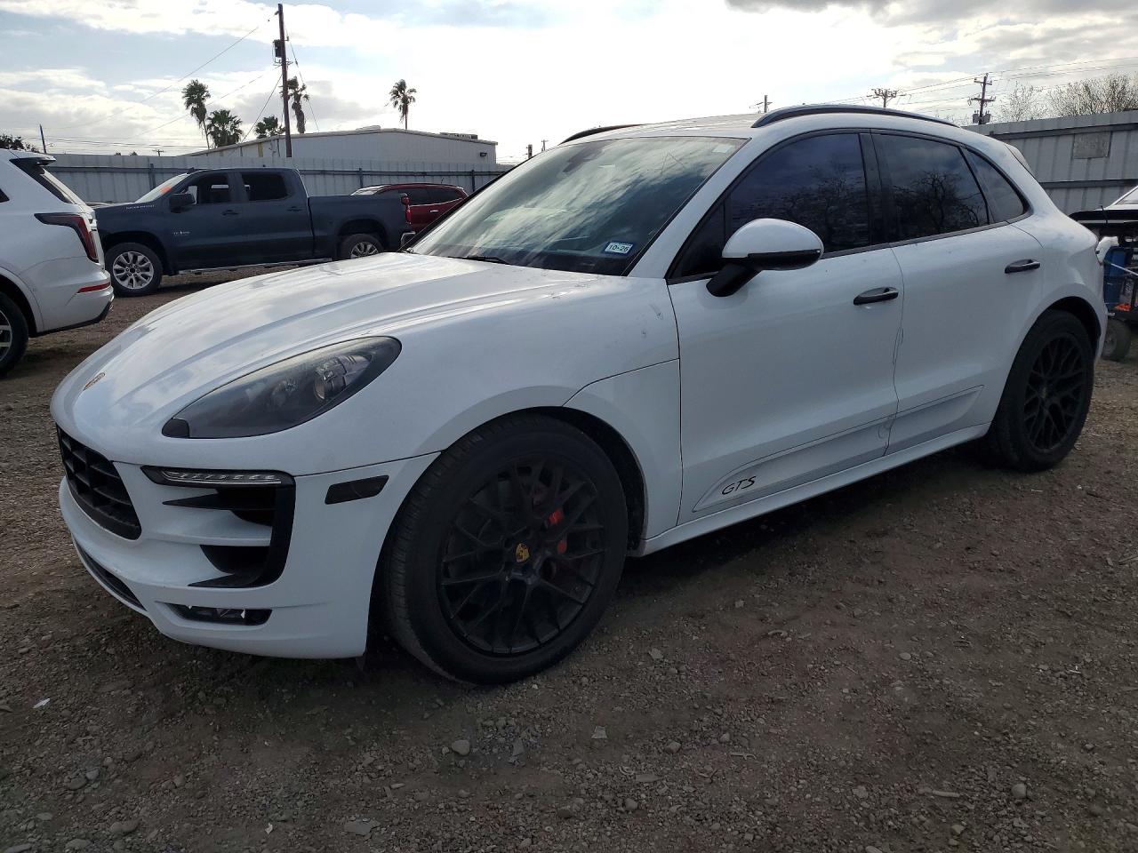 2017 Porsche Macan