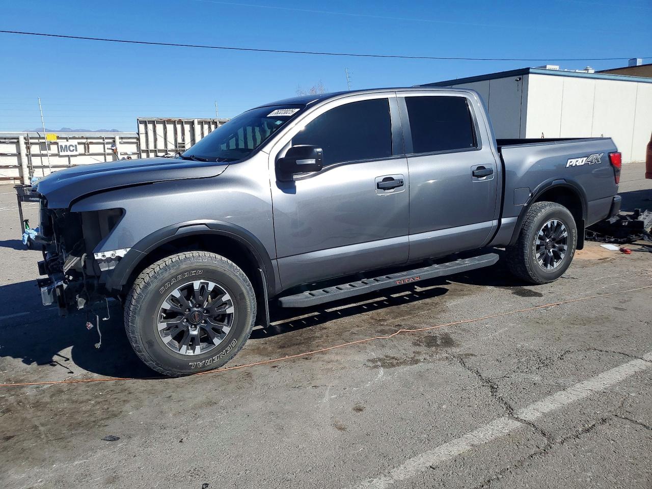 Nissan Titan