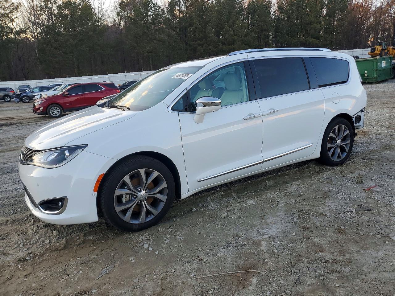 2017 Chrysler Pacifica