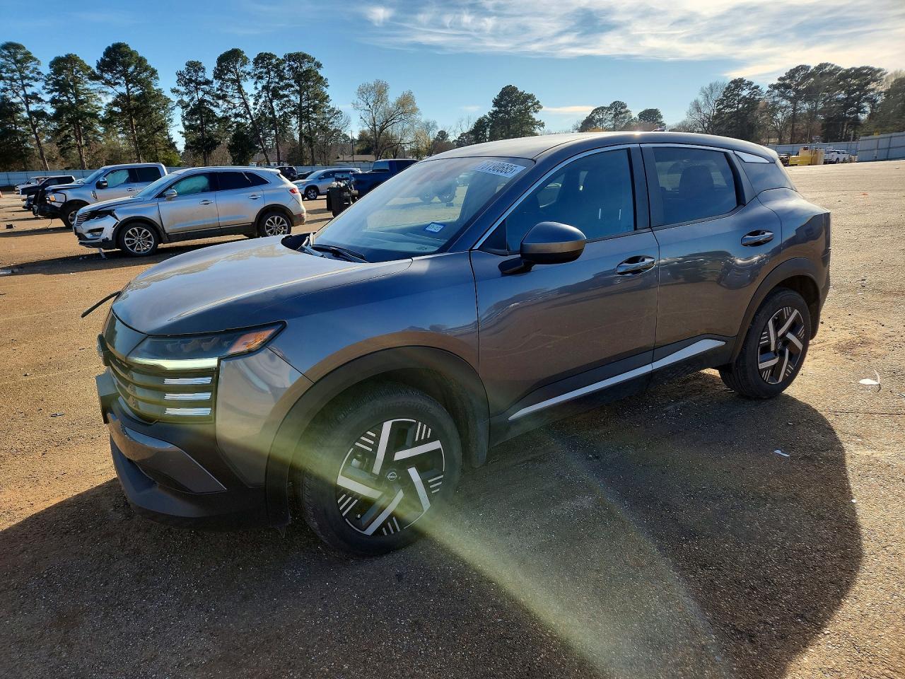 2025 Nissan Kicks