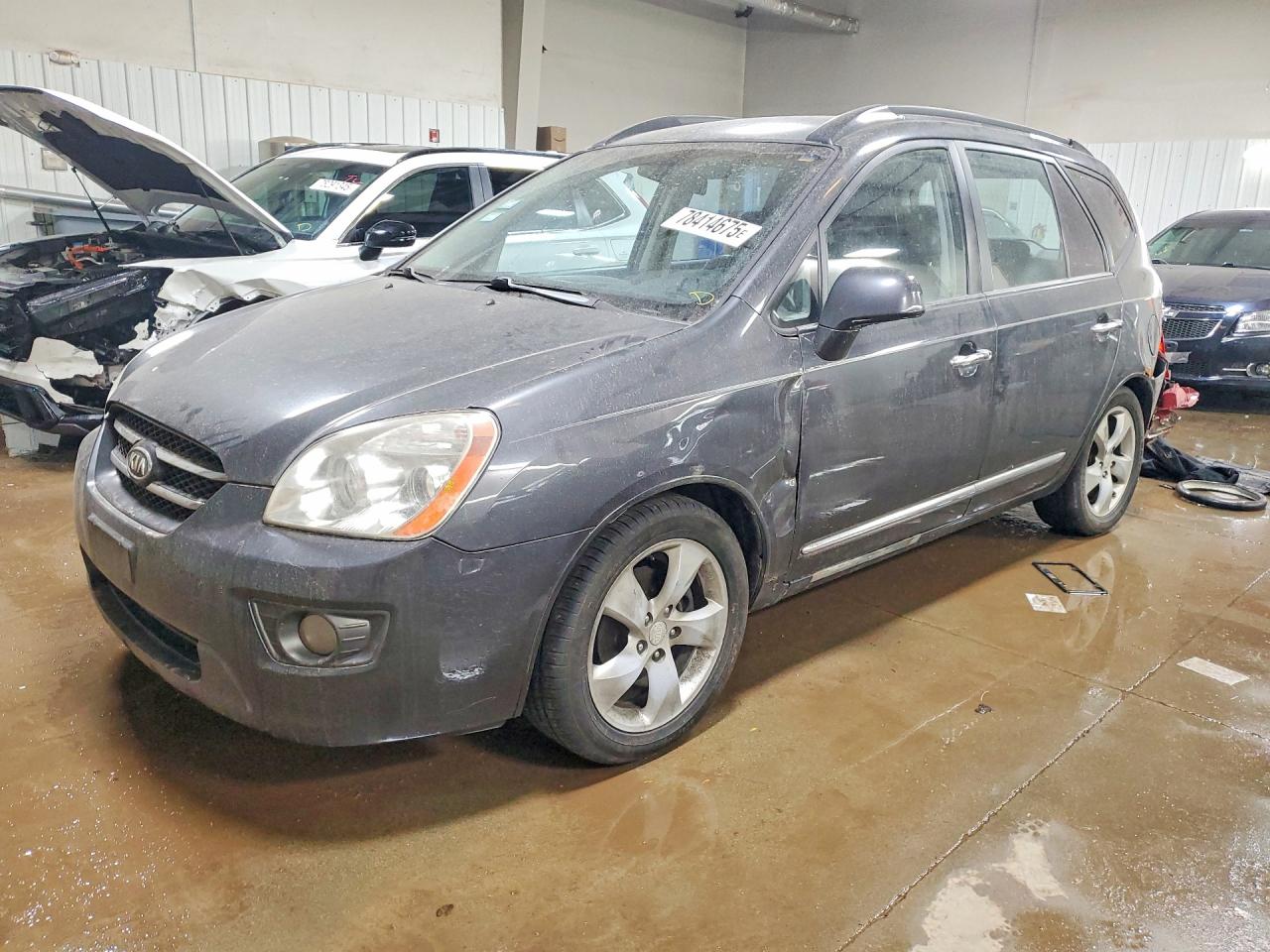 2007 Kia Rondo