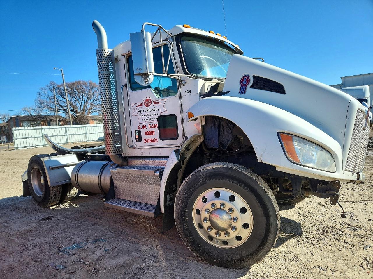 Kenworth T300