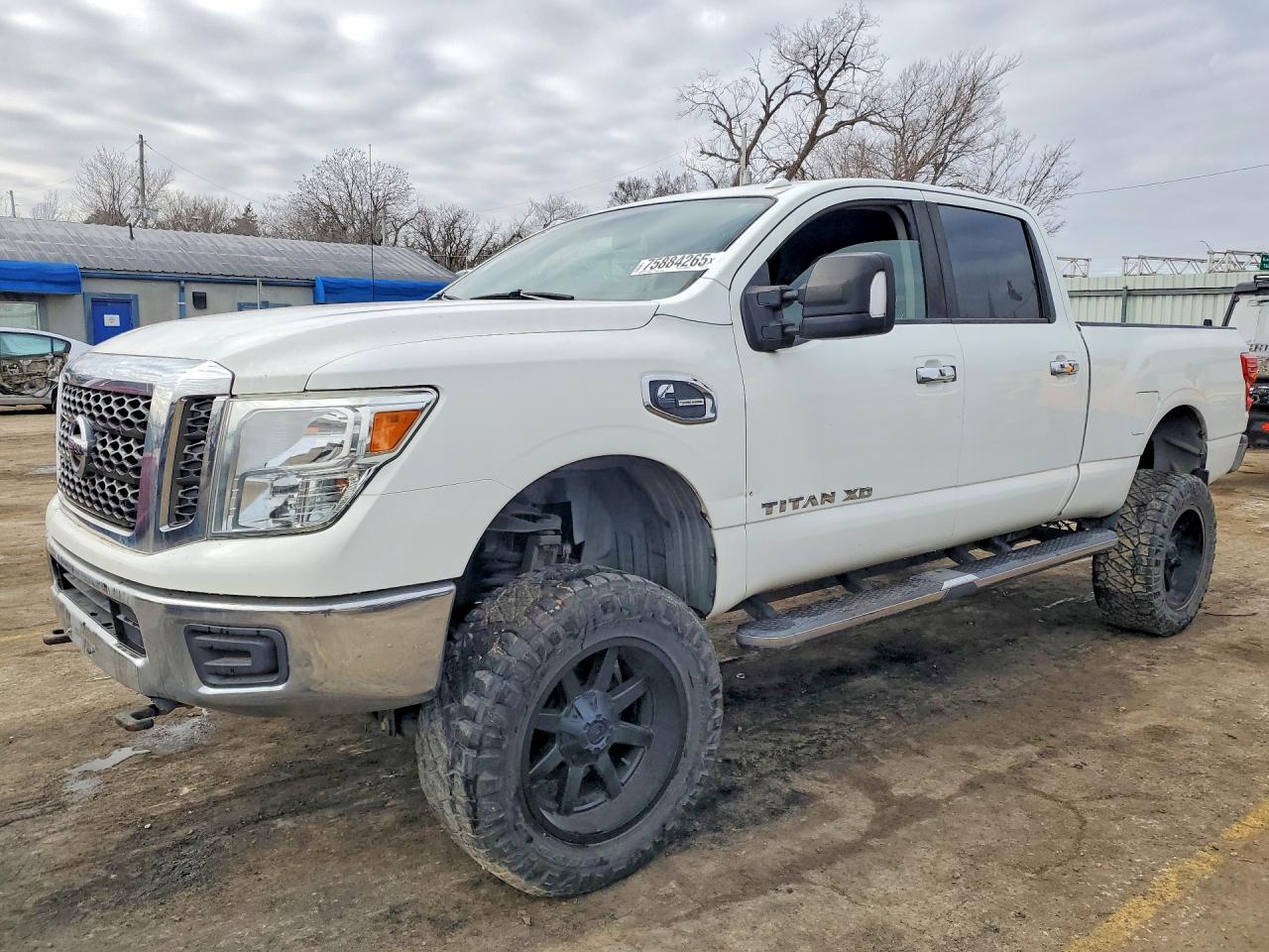 2017 Nissan Titan