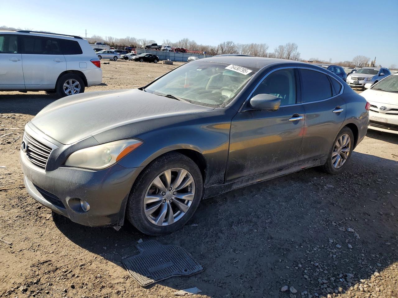 2011 Infiniti M37