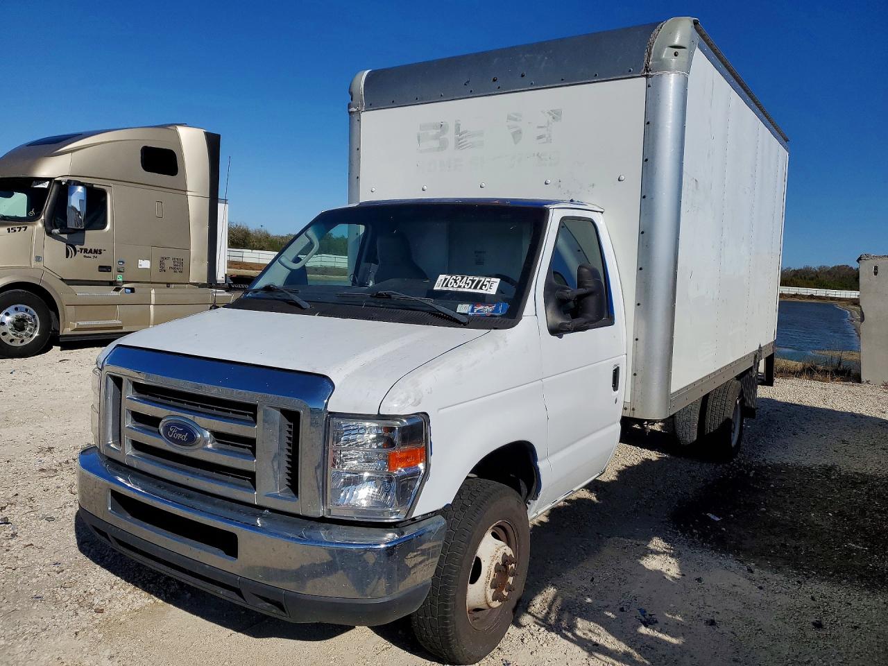 2019 Ford E-350