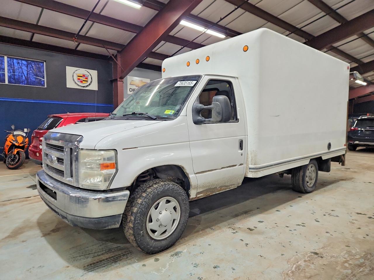 Ford E-350