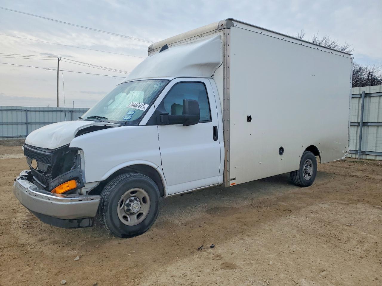 2022 Chevrolet Express 3500