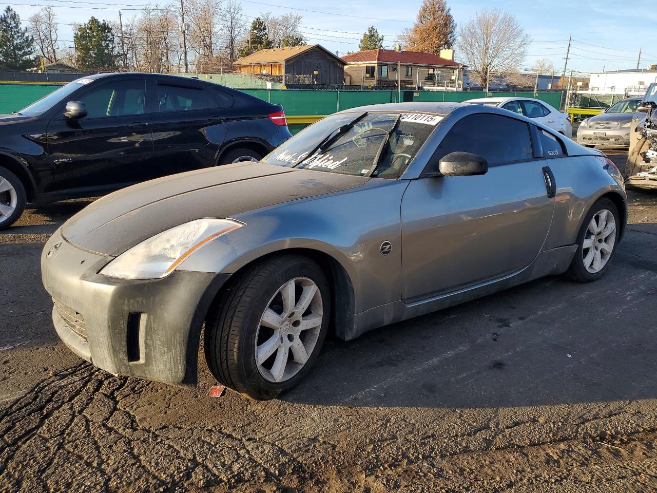 2004 Nissan Z