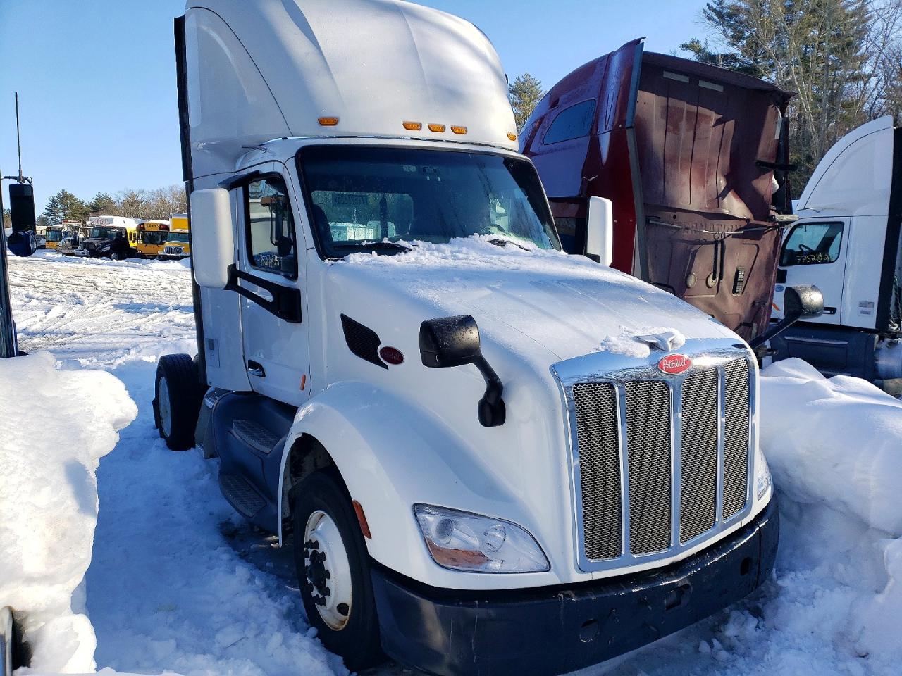 2017 Peterbilt 579
