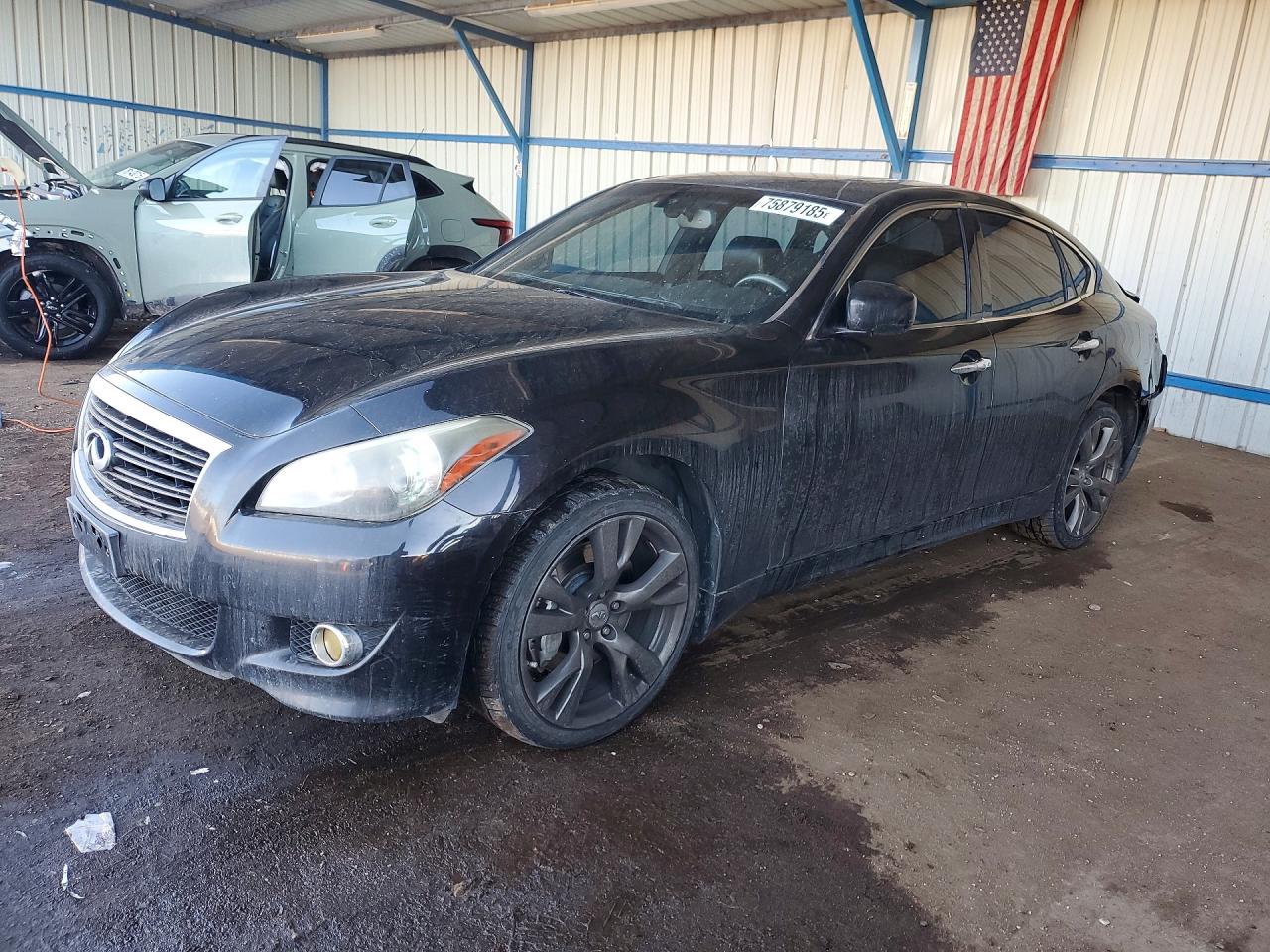 2013 Infiniti M37