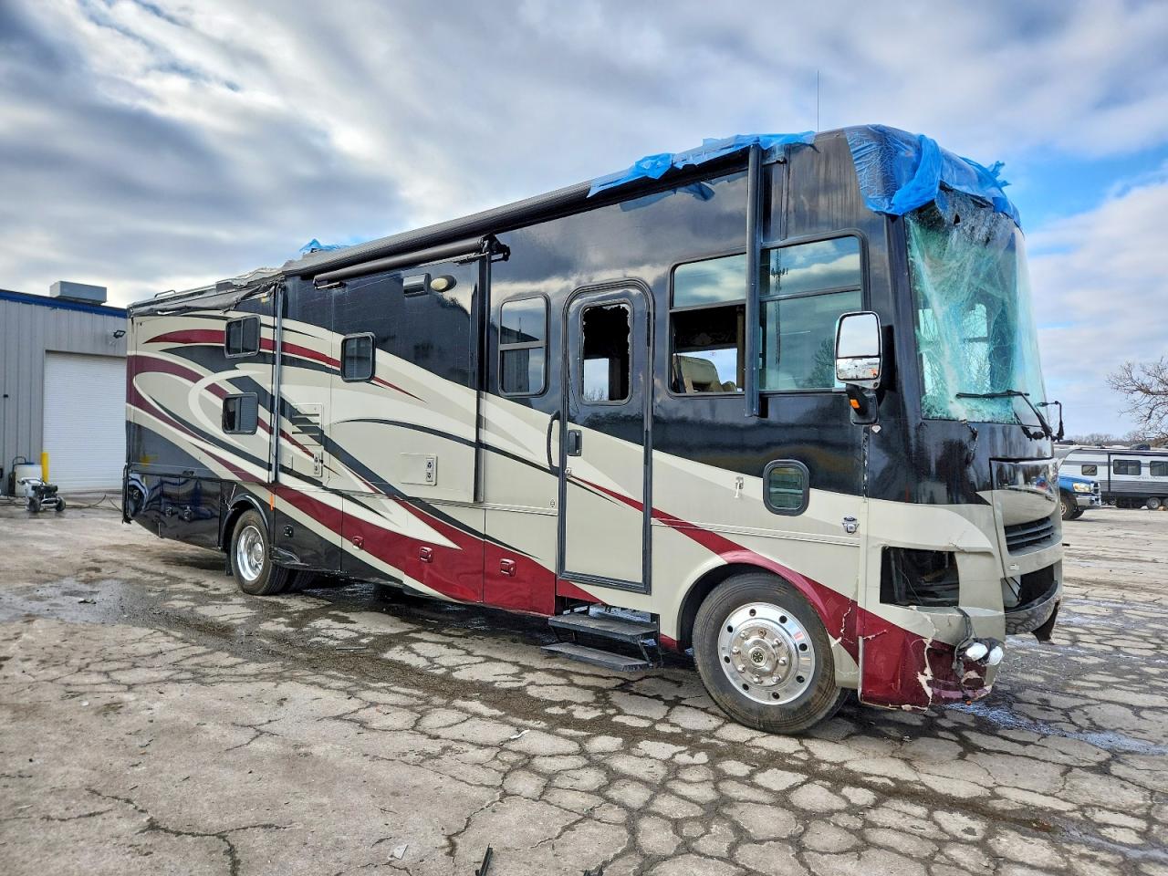 2013 Ford F53