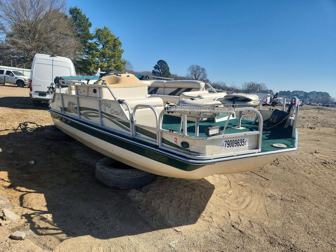 2001 Procraft Boat