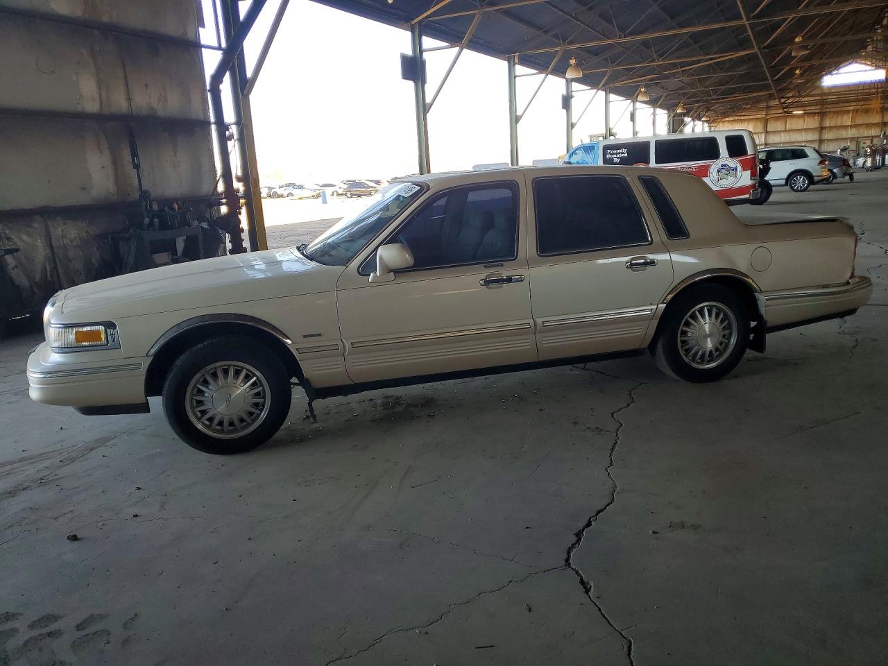 1996 Lincoln Town Car